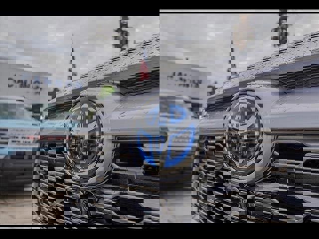 Used 2023 Toyota RAV4 Limited image 8