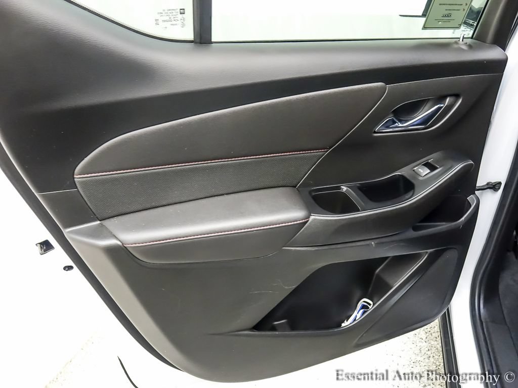 Used 2023 Chevrolet Traverse RS AWD/4WD image 27
