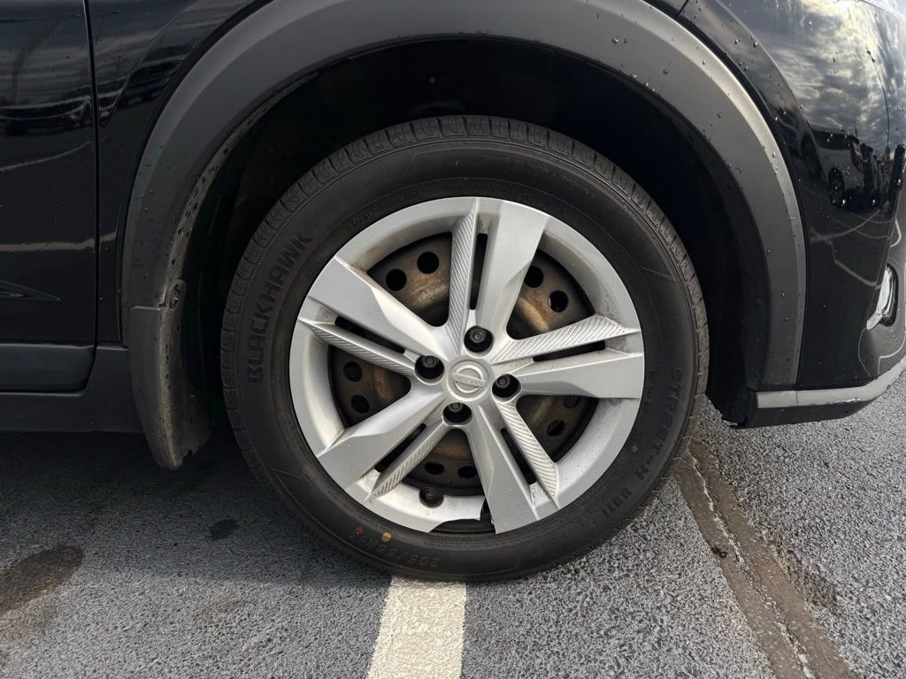 Used 2023 Nissan Kicks S w/ Interior Electronics Package image 32