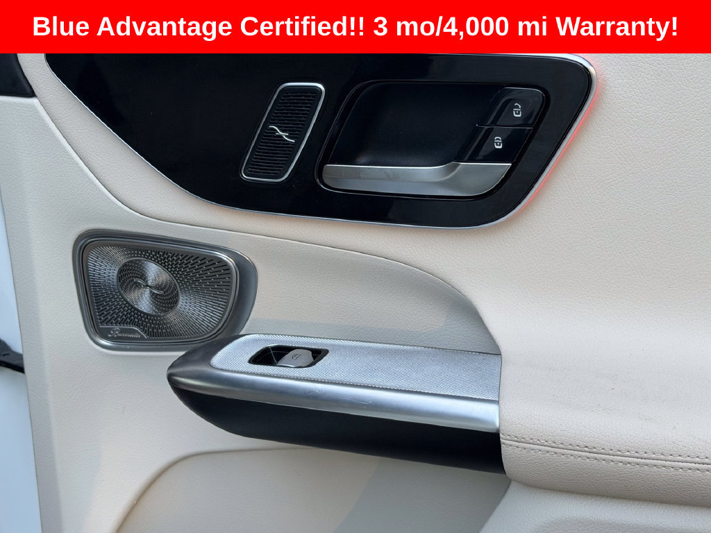 Used 2024 Mercedes-Benz GLC 300 4MATIC image 23