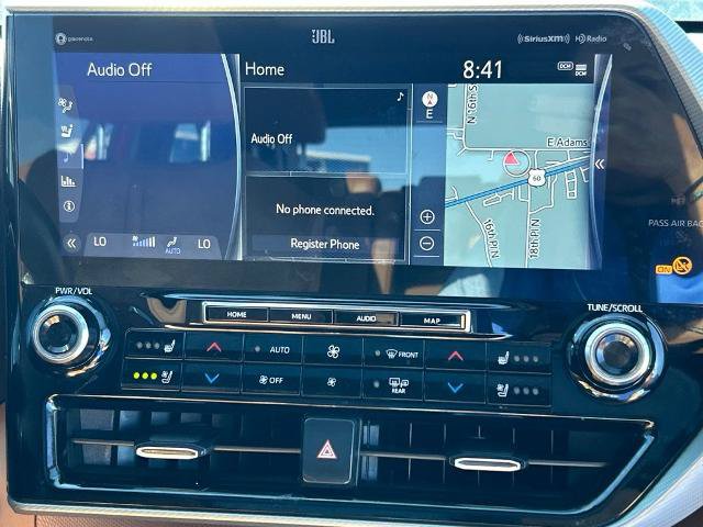 Used 2022 Toyota Highlander Platinum AWD/4WD image 14