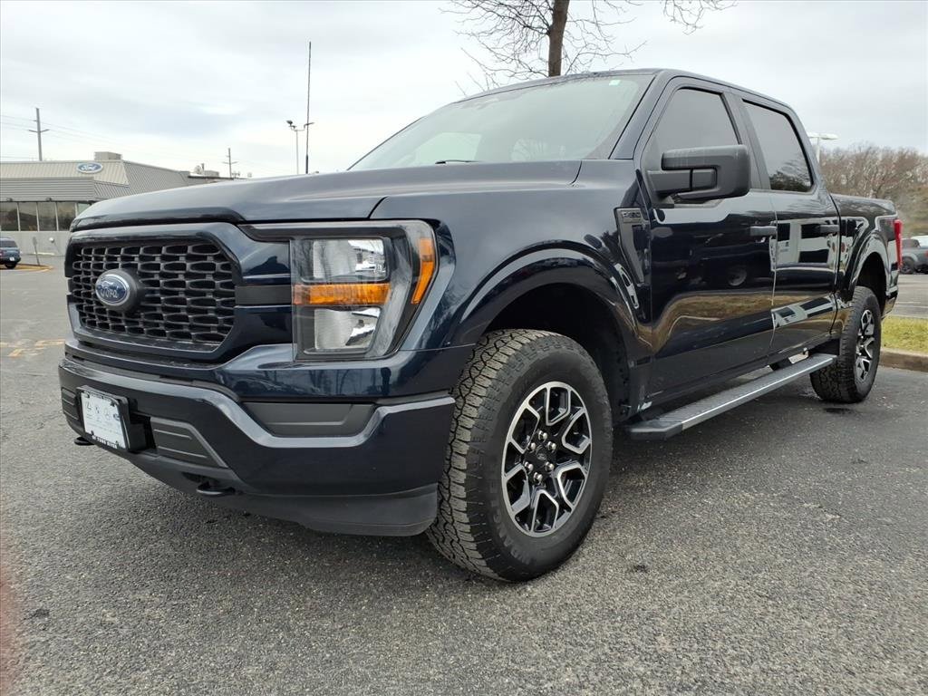 Certified 2023 Ford F150 XL w/ STX Appearance Package image 5