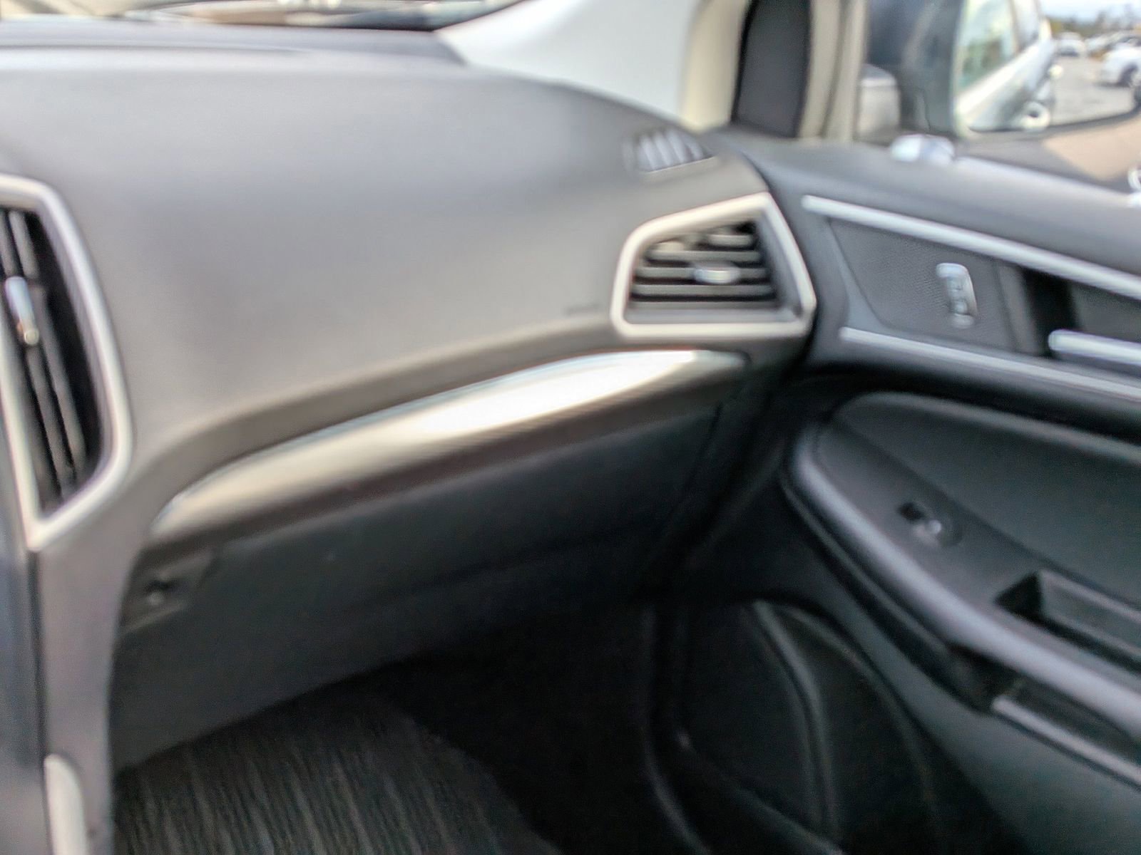 Certified 2022 Ford Edge SEL w/ Convenience Package image 19