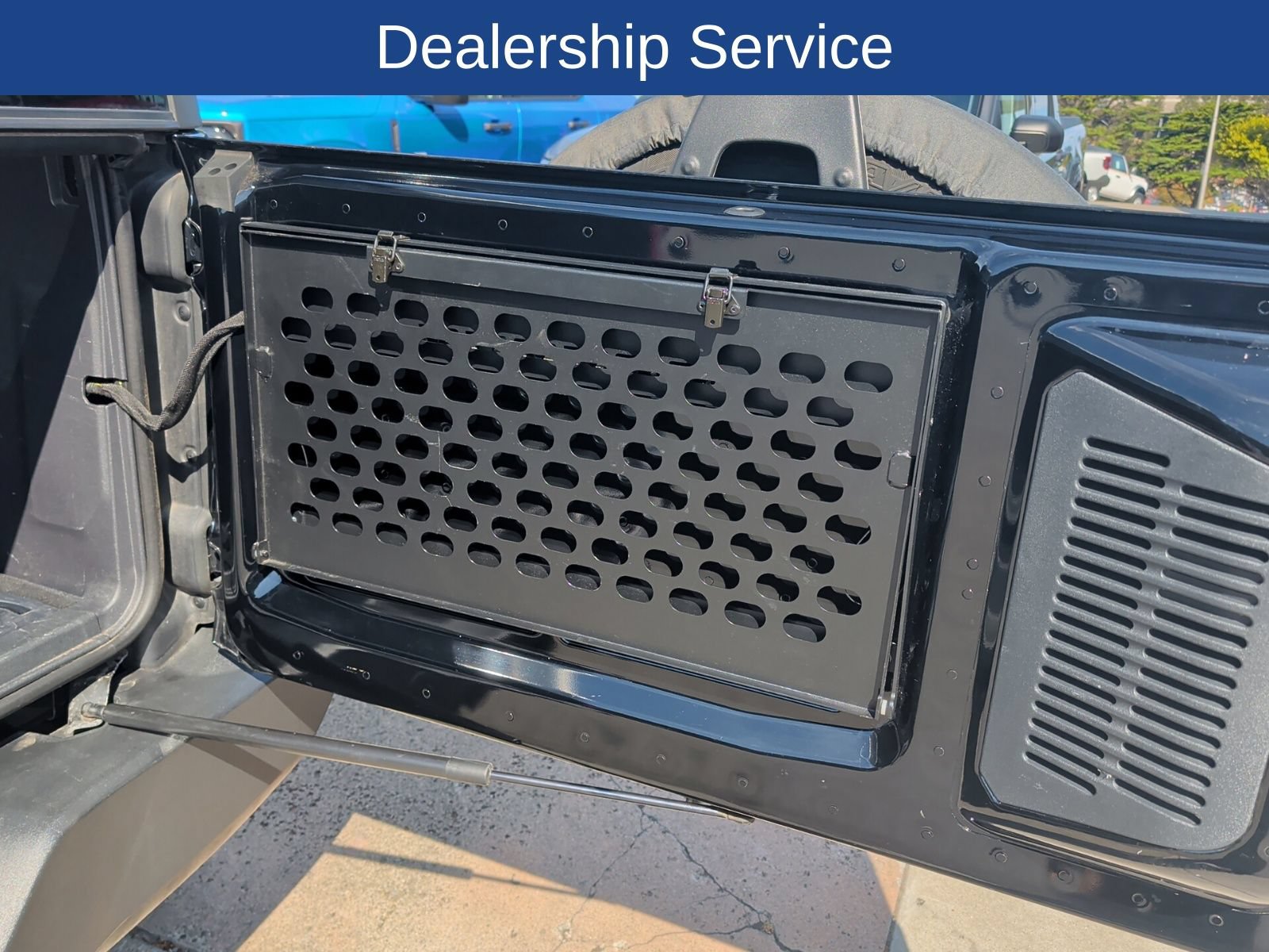 Certified 2023 Ford Bronco Outer Banks AWD/4WD image 16
