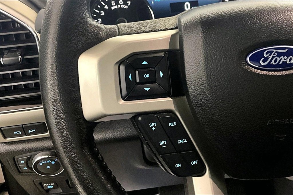 Certified 2019 Ford F150 Lariat w/ Equipment Group 502A Luxury image 15