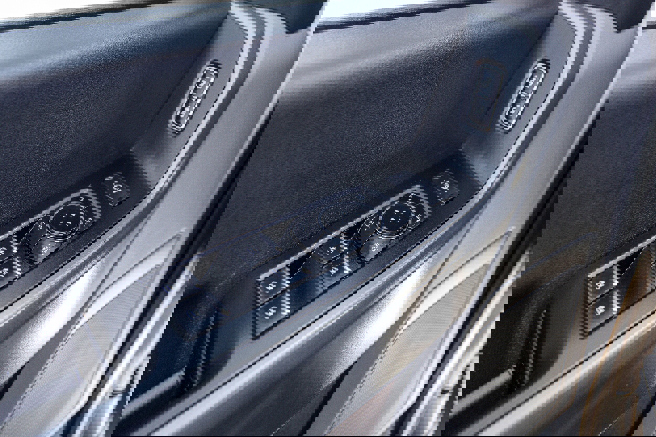 Certified 2023 Ford F350 XLT w/ FX4 Off-Road Package image 11