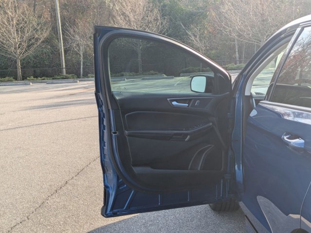 Certified 2023 Ford Edge SE w/ Black Appearance Package image 14