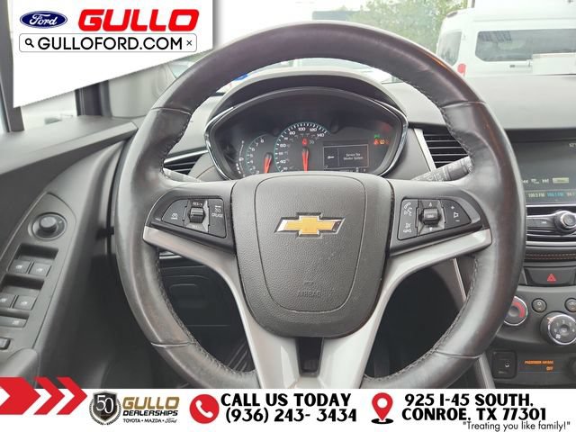 Used 2017 Chevrolet Trax LT w/ LT Convenience Package FWD image 13
