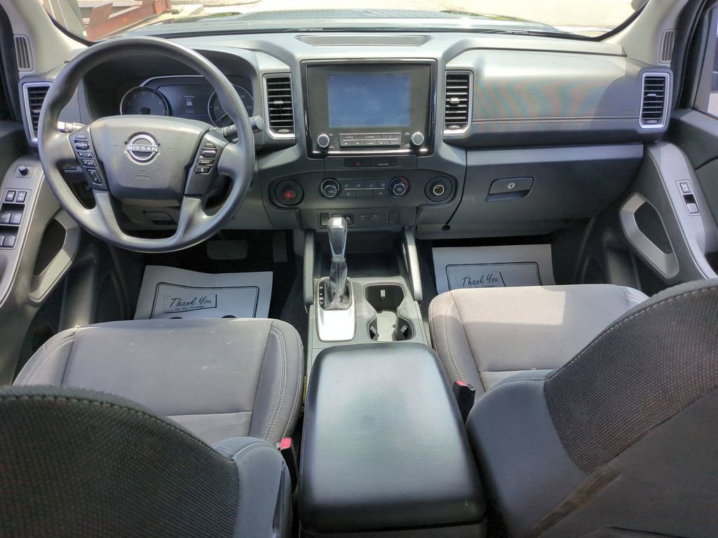 Used 2022 Nissan Frontier SV w/ Technology Package RWD image 13