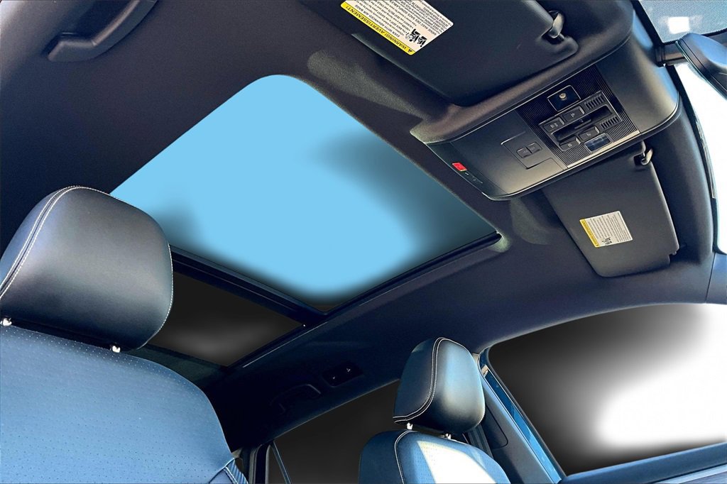 Used 2023 Volkswagen Atlas Cross Sport SE w/ Panoramic Sunroof Package image 22