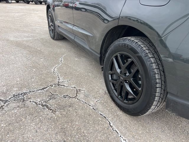 Certified 2024 Ford Edge SEL w/ Convenience Package image 28