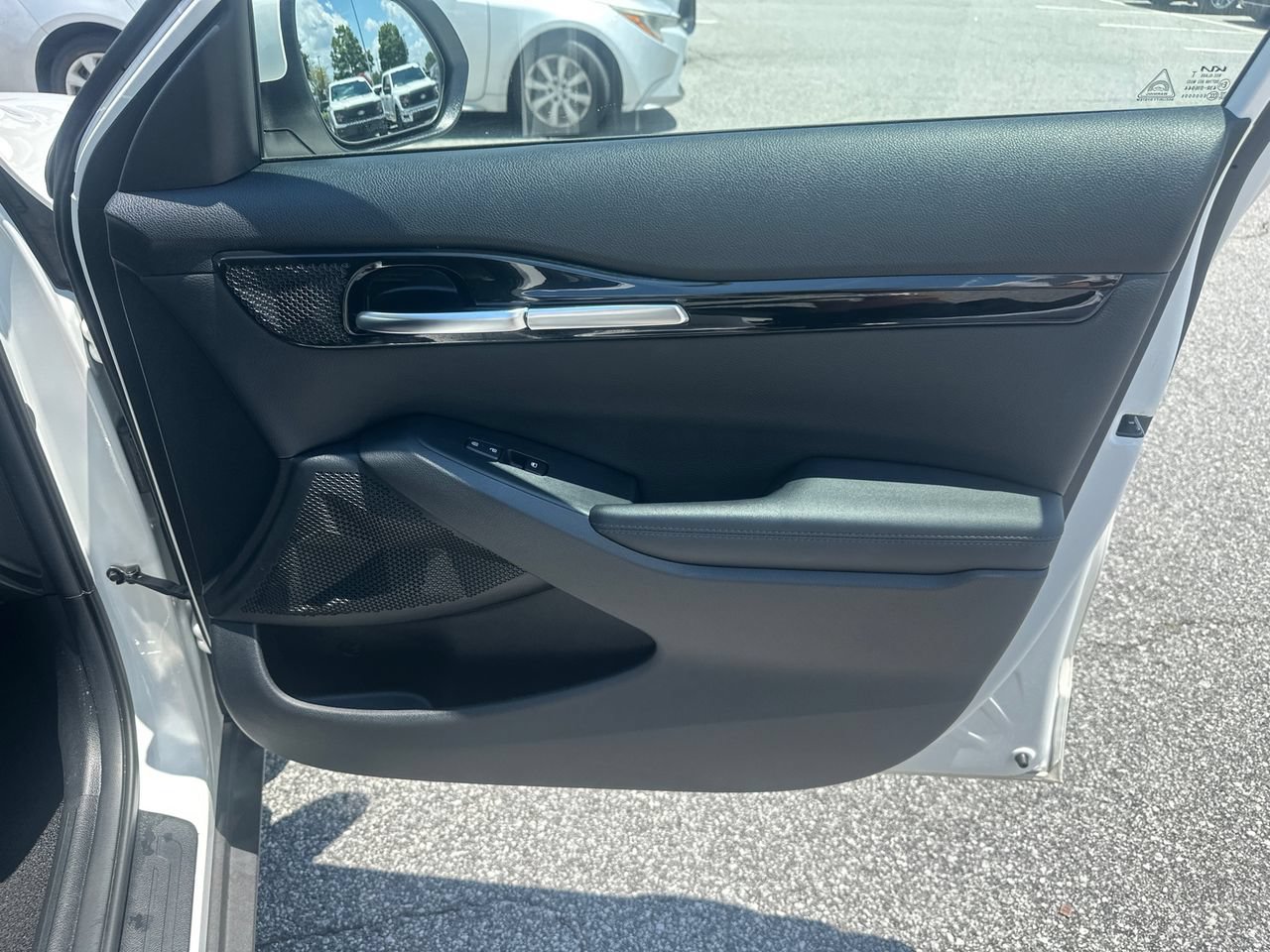 Used 2022 Kia Seltos S FWD image 16