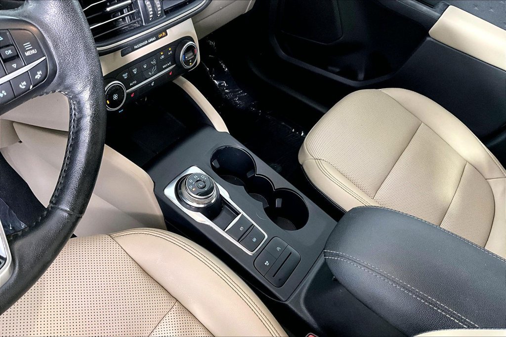 Certified 2020 Ford Escape SEL FWD image 17