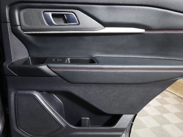 Certified 2025 Ford Explorer ST-Line w/ Premium Package AWD/4WD image 32