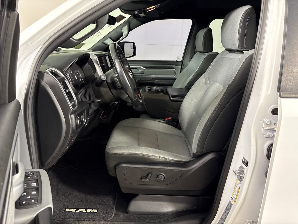 Used 2021 RAM 1500 Big Horn AWD/4WD image 26