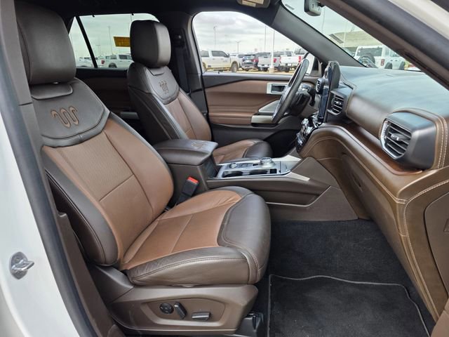 Certified 2021 Ford Explorer King Ranch w/ Premium Technology Package image 27