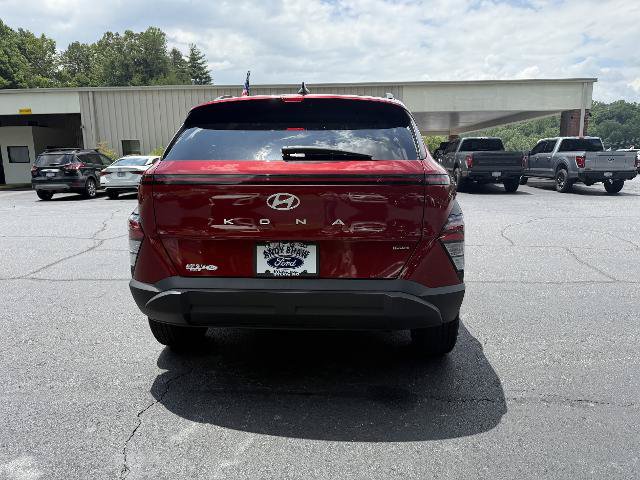 Used 2025 Hyundai Kona SEL AWD/4WD image 10