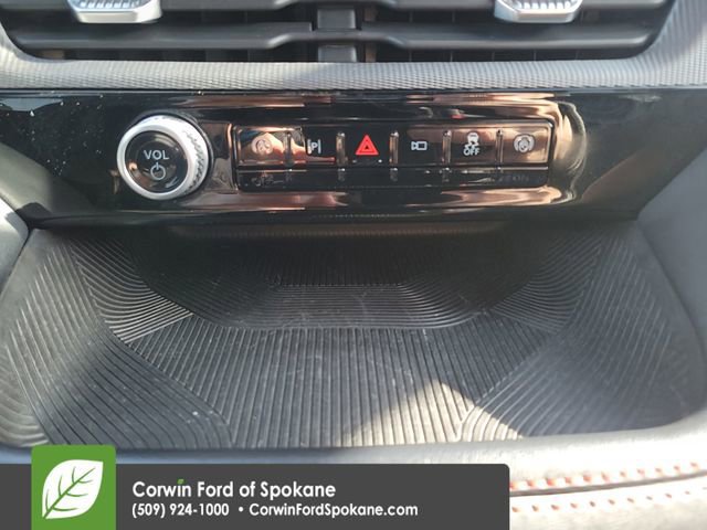 Certified 2025 Ford Explorer ST-Line image 34