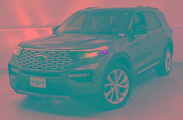 Certified 2023 Ford Explorer Platinum w/ Technology Package image 6