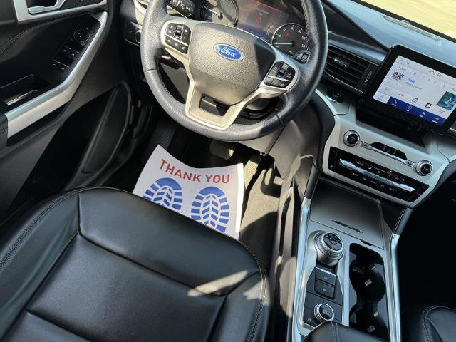 Certified 2022 Ford Explorer XLT w/ Equipment Group 202A image 29