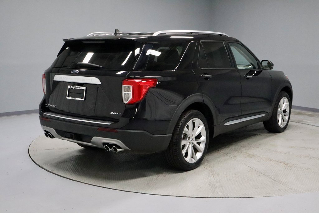 Certified 2023 Ford Explorer Platinum w/ Class IV Trailer Tow Package image 12