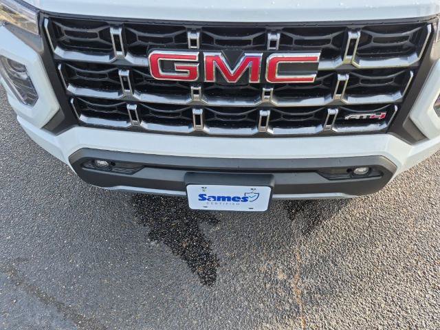 Used 2024 GMC Canyon AT4 AWD/4WD image 9