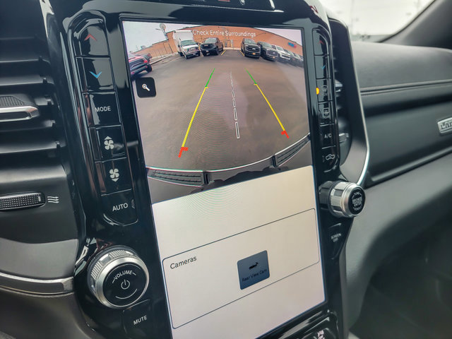 Used 2022 RAM 1500 Laramie image 12