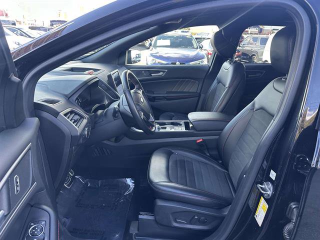 Certified 2022 Ford Edge ST-Line image 16