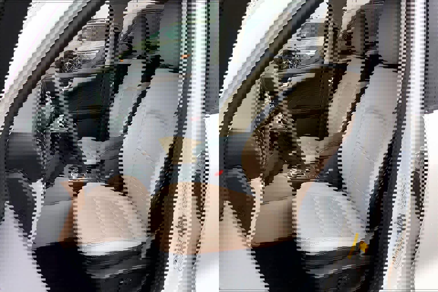 Certified 2022 Ford Escape SEL image 7