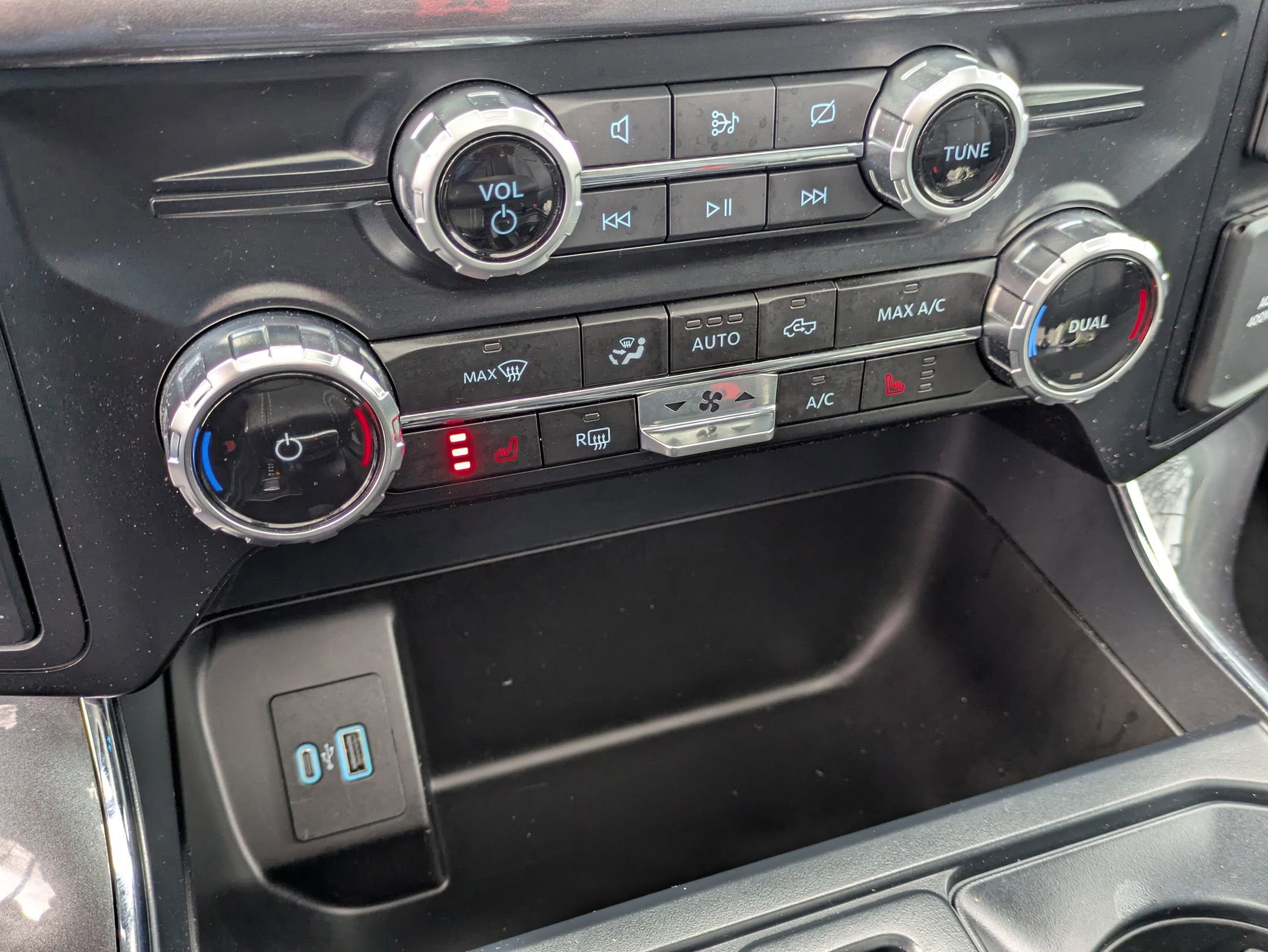 Certified 2023 Ford F150 XLT w/ Equipment Group 302A High image 26