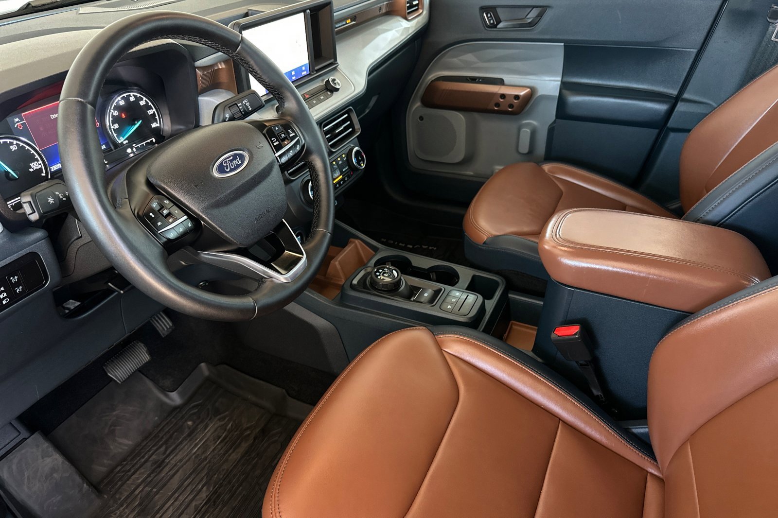 Certified 2024 Ford Maverick Lariat image 9