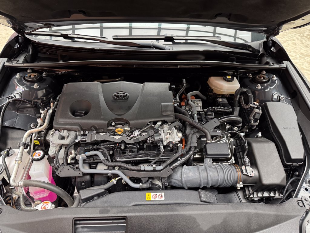Used 2025 Toyota Camry SE FWD image 27