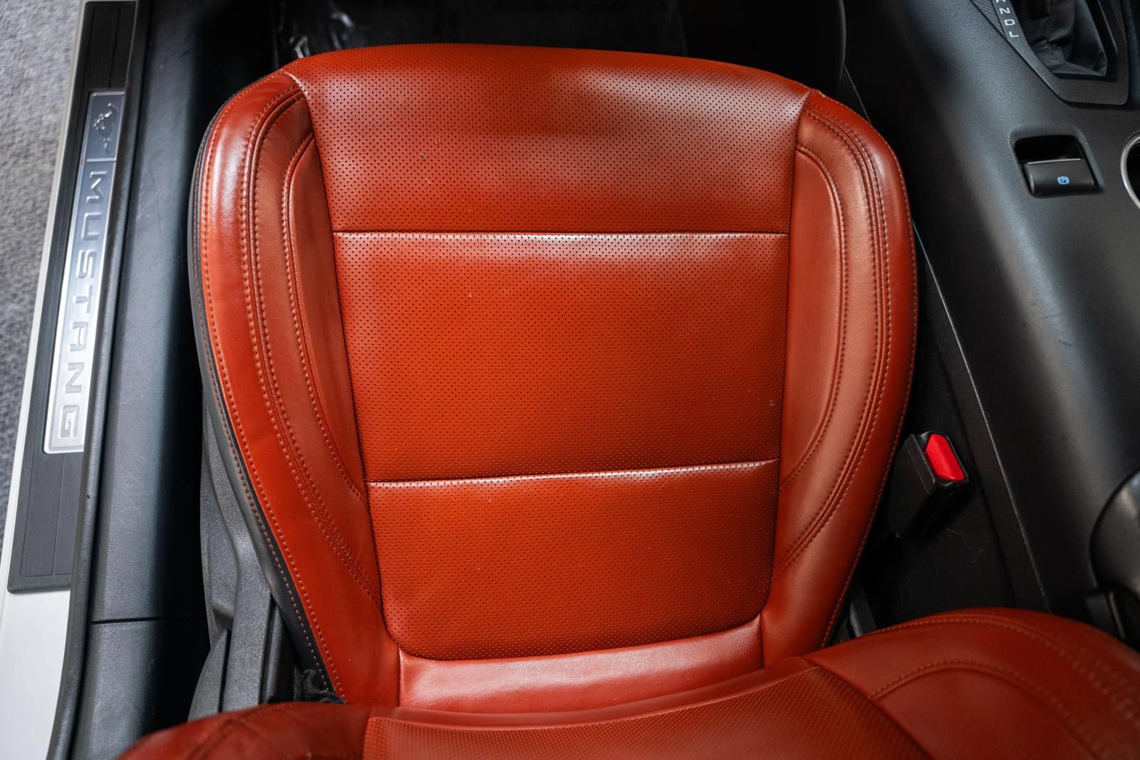 Certified 2024 Ford Mustang Premium RWD image 25