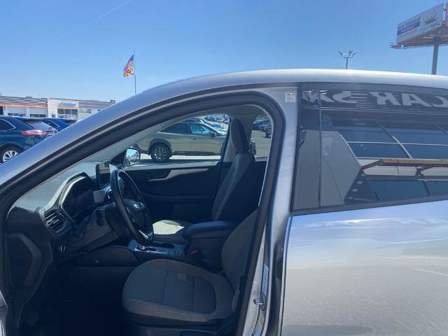 Certified 2022 Ford Escape SE w/ SE Sport Appearance Package AWD/4WD image 11