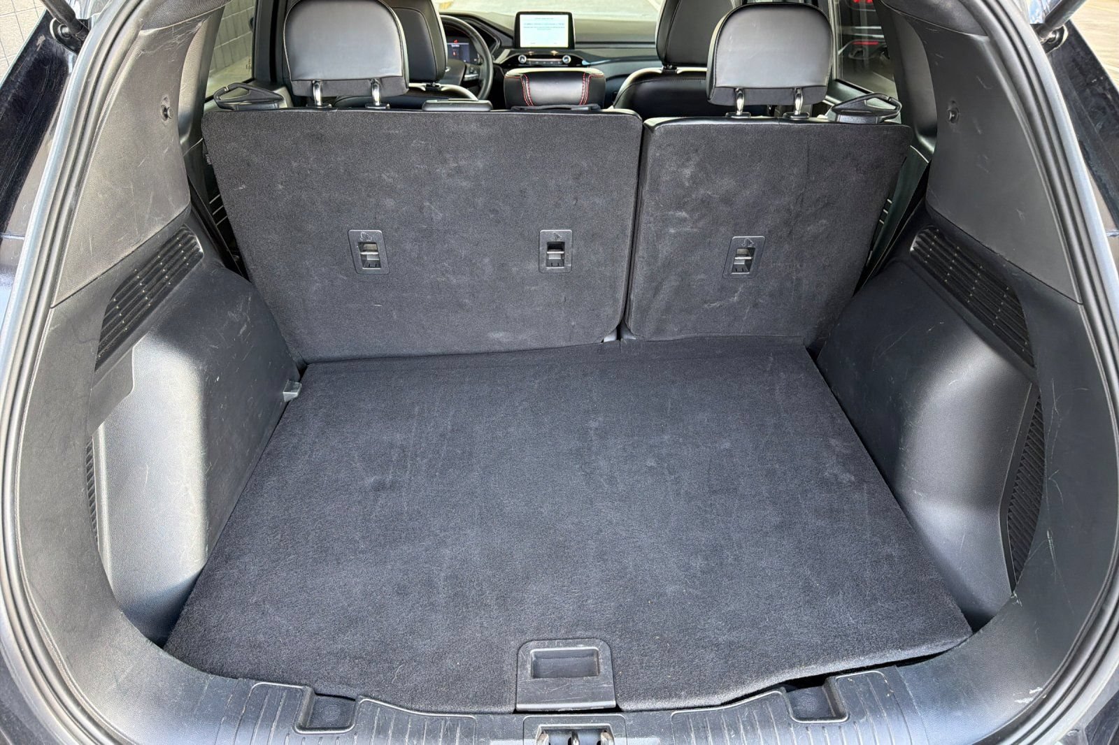 Certified 2025 Ford Escape ST-Line FWD image 19