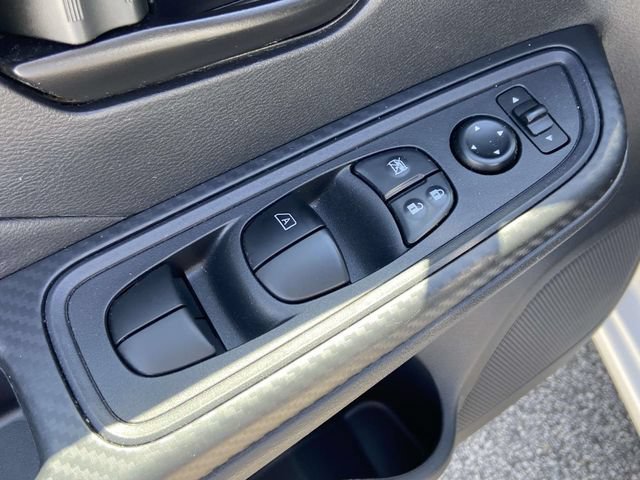 Used 2024 Nissan Versa S w/ Electronics Package FWD image 18