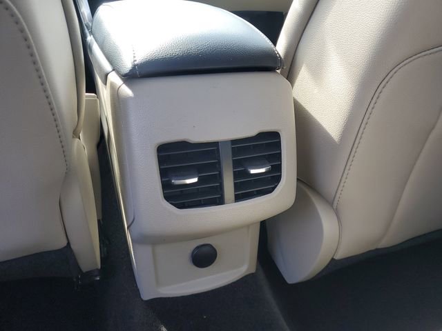 Certified 2018 Ford Fusion SE w/ Fusion SE Technology Package image 12