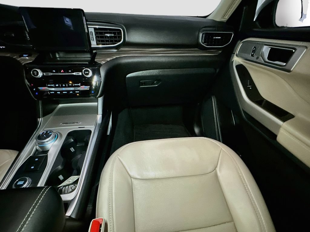 Certified 2023 Ford Explorer Limited AWD/4WD image 29