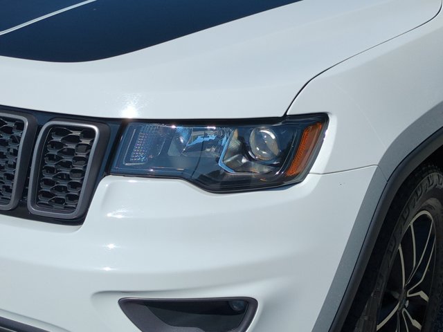 Used 2021 Jeep Grand Cherokee Trailhawk AWD/4WD image 10