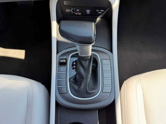 Used 2025 Hyundai Kona SEL image 19