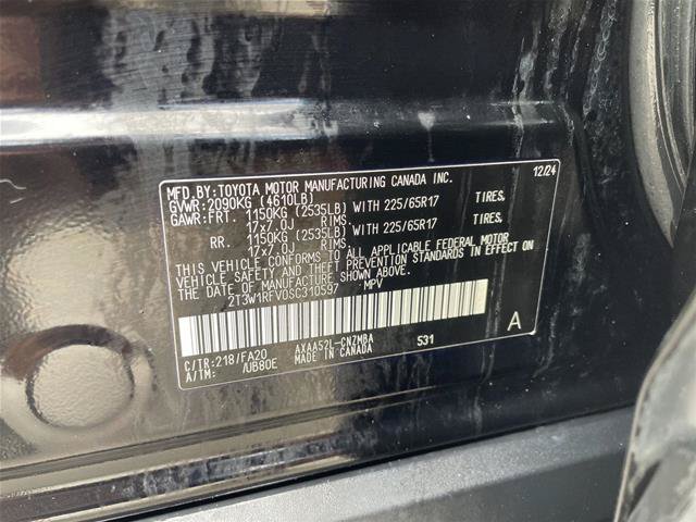 Used 2025 Toyota RAV4 XLE FWD image 31