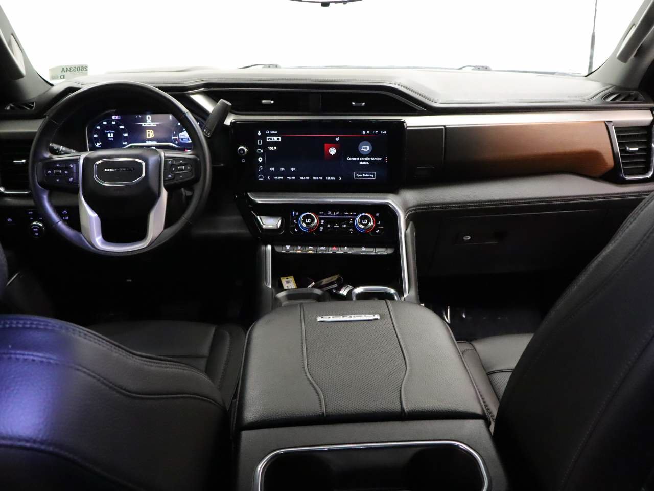 Used 2024 GMC Sierra 3500 Denali w/ Denali Reserve Package AWD/4WD image 15