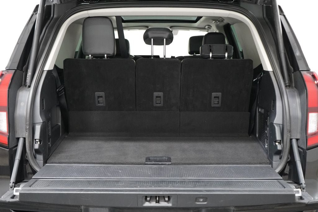 Certified 2025 Ford Expedition Platinum AWD/4WD image 33