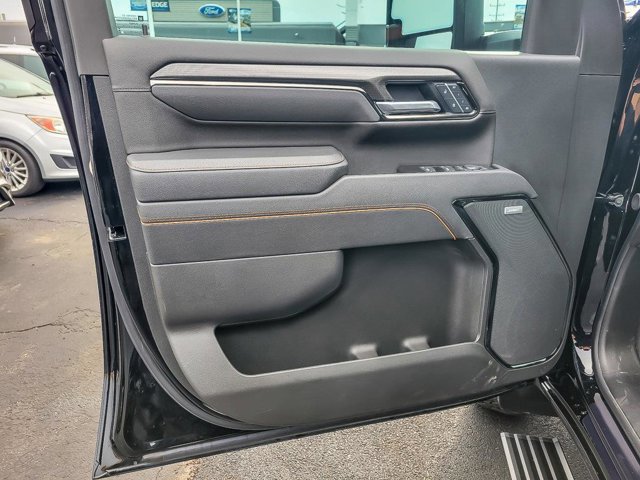 Used 2025 GMC Sierra 2500 AT4 w/ AT4 Premium Plus Package image 25