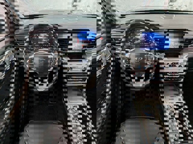 Certified 2023 Ford Explorer XLT w/ Equipment Group 202A image 29