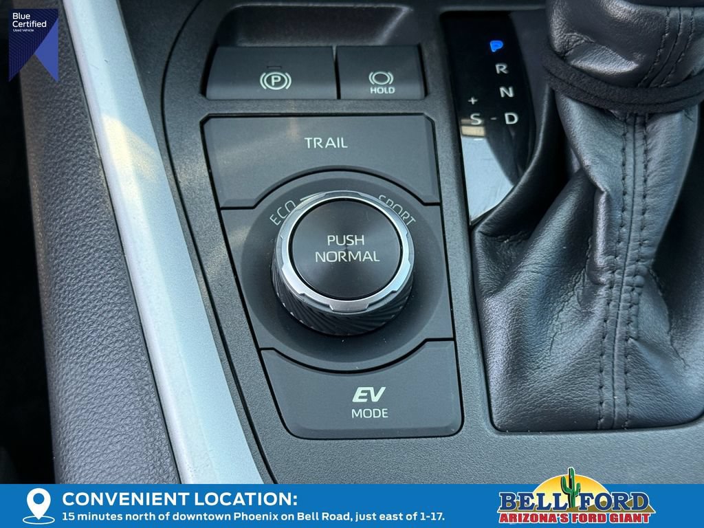 Used 2022 Toyota RAV4 LE AWD/4WD image 24