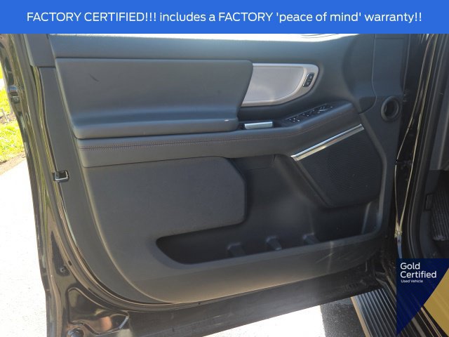 Certified 2025 Ford Expedition Active AWD/4WD image 33