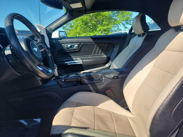 Certified 2017 Ford Mustang Premium RWD image 26