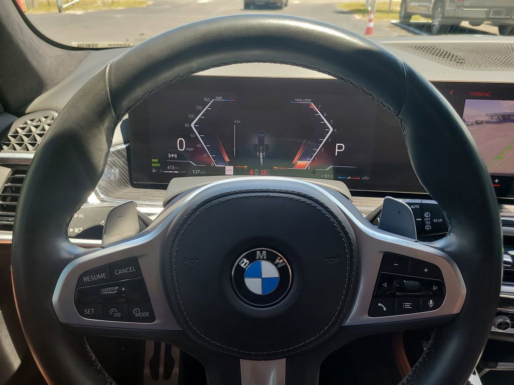 Used 2024 BMW X7 xDrive40i w/ M Sport Package AWD/4WD image 29