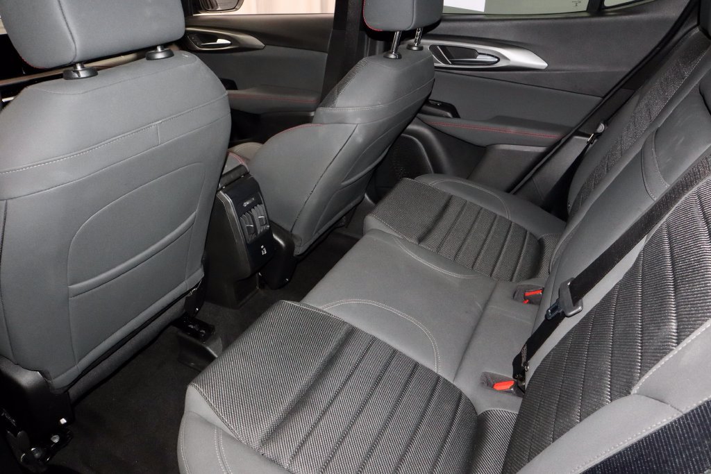 Used 2024 Dodge Hornet R/T w/ R/T Blacktop Package AWD/4WD image 19